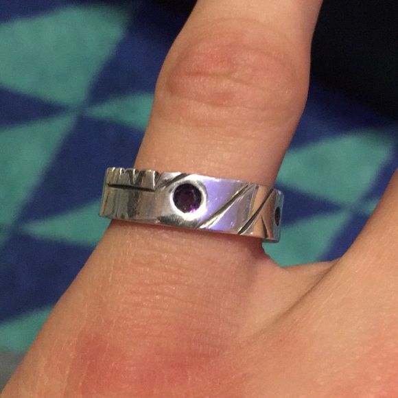 Handmade Silver Ring - Picture 2 of 4